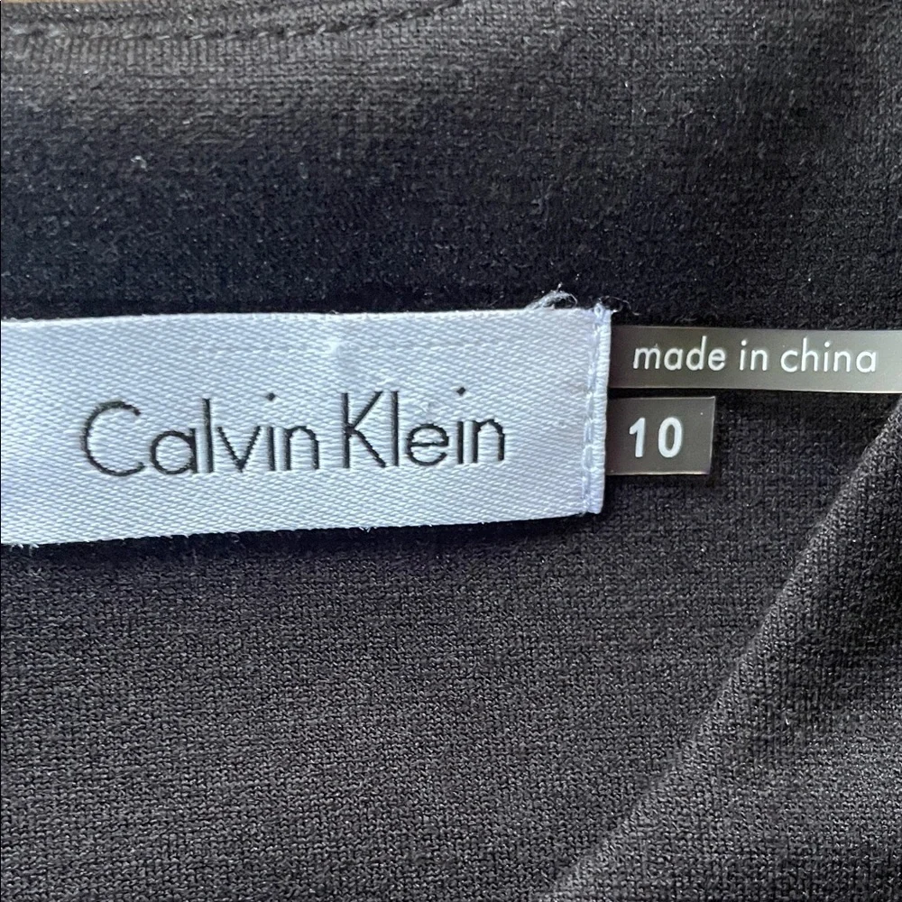 Calvin Klein Classic Black and tan dress - Picture 5 of 5
